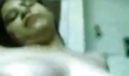 एक बेडरूम में एक प्राकृतिक बेटी के सेक्सी वीडियो फिल्म हिंदी में साथ एक वयस्क पिता की चेक अनाचार