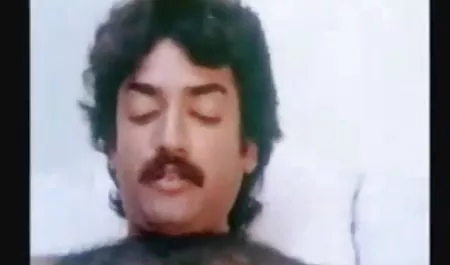 काली स्त्री को सेक्सी फिल्म सेक्सी संतुष्ट किया
