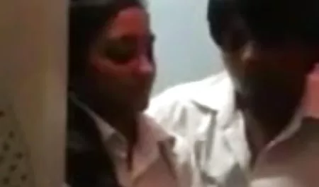 पूल सेक्स करने वाला फिल्म द्वारा सनबेड पर भाड़ में जाओ