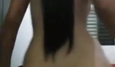 एक साथी छात्र ने एक छात्र स्वेता को वोवा के प्यारे से ईमानदार आदमी के सामने पेश किया ट्रिपल सेक्सी फिल्म