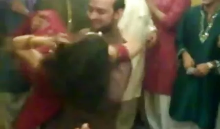 नहाने में मजा आता सेक्सी नई फिल्म था
