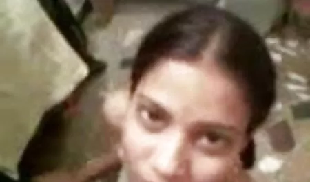 लाल बालों अंग्रेजी फुल सेक्सी मूवी वाले माइली ने एक पड़ोसी के साथ एक पकड़ बनाने की हिम्मत की