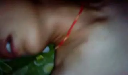 फ्रेंच वीडियो हिंदी फिल्म सेक्सी कैमिला एक सेक्स स्लेव बन गई