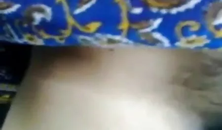 उसकी गोल गांड को दिखाया सेक्सी वीडियो मूवी