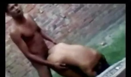 एल्गा अकेला वीडियो की सेक्सी फिल्म घर है