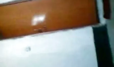 एक प्रेमी के साथ नियमित रूप से सुबह का साउथ फिल्म सेक्सी वीडियो निर्माण