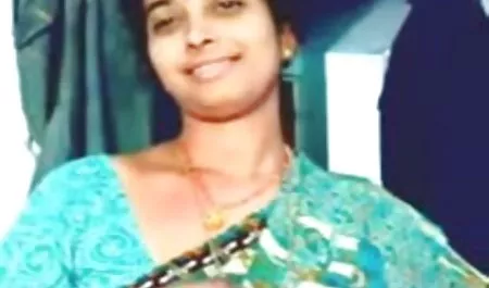 ऑड्रे बिटोनी और नौसिखिया बेसबॉल खिलाड़ी कीरन ली ने झाड़ियों में चुदाई सेक्सी मूवी हिंदी की