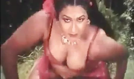 सेक्स ऑफिस के कर्मचारी सनी लियॉन की सेक्सी फिल्म
