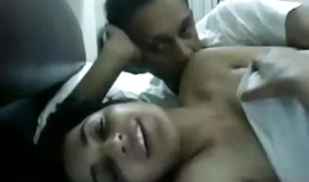 वसा सेक्सी की सेक्सी फिल्म फूहड़ के साथ चित्रित गैंगबैंग