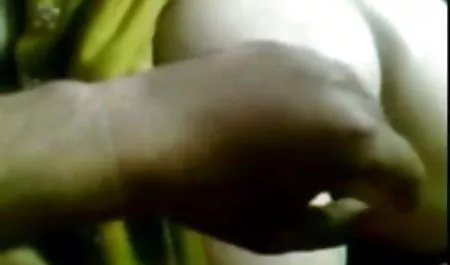 चुदाई सेक्सी पिक्चर कॉम के प्रस्ताव के साथ टीचर पर झपट पड़ा