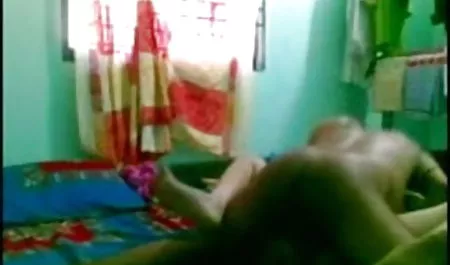 दो आदमियों के हिंदी सेक्स मूवी एचडी साथ पिटाई