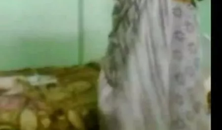 परीक्षा से पहले थका देना भोजपुरी सेक्सी फिल्म वीडियो में