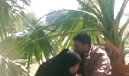 ट्रांसपेरेंट वैन, वेरोनिका मूर नई फिल्म सेक्सी के साथ पोर्न शूटिंग का मुख्य गुण बन गया