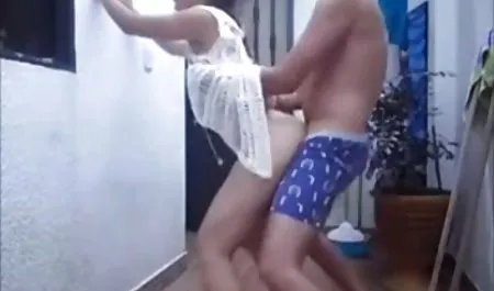चूत को चाटने और बॉयफ्रेंड के साथ जल्दी सेक्स सेक्सी फिल्म हिंदी में देखने वाली करने के लिए तैयार चूत