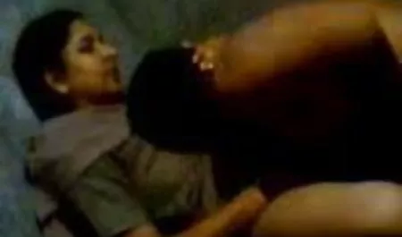 स्त्री रोग संबंधी कुर्सी सेक्सी फिल्म दिखाइए सेक्सी पर एक रूसी पर्यटक का अपमान