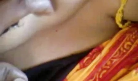 भविष्य की माँ टेगन जेम्स ने लुकास को यौन भूख को संतुष्ट करने के लिए आमंत्रित किया इंग्लिश फिल्म सेक्सी हिंदी में