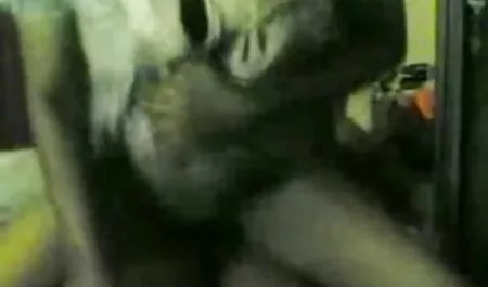 स्पैनिश महिला ने मौके पर समस्या सेक्सी फिल्म हिंदी को हल करने के लिए पुलिस वाले को आमंत्रित किया