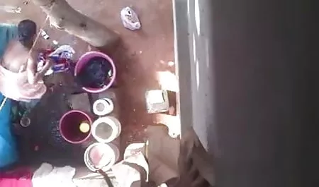 उसकी गांड के साथ मस्ती करना पसंद है रानी चटर्जी का सेक्सी फिल्म