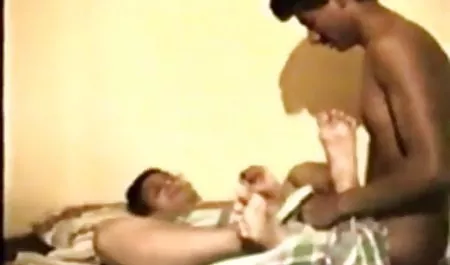 पति के सेक्सी हिंदी मूवी वीडियो सामने एक मालकिन के साथ कमबख्त