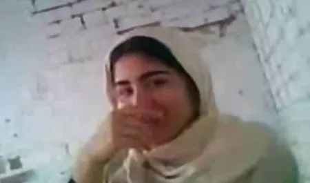 लिसा ऐन के साथ भोजपुरी सेक्सी फिल्म गुदा अपने सबसे अच्छे रूप में