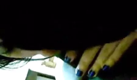 एक सेक्स फिल्म दिखाइए वीडियो कट्टर लड़की है