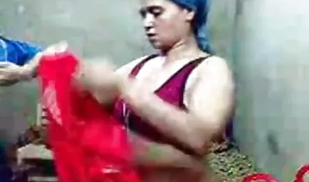 एक आदमी के साथ मुश्किल सेक्सी अंग्रेजों की फिल्म बकवास