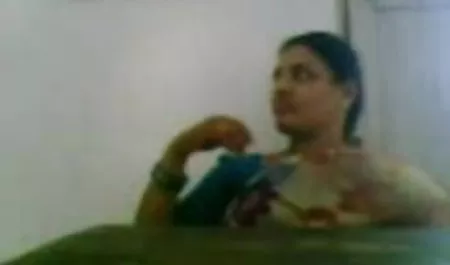 स्कीनी एंडी री सेक्सी मूवी वीडियो ने माइक मैनसिनी से मुलाकात की