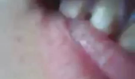 दोस्त ने कीशा ग्रे और इवा लोविया को सबसे अच्छे दोस्त के फिल्म वीडियो में सेक्सी रूप में देखा, और फिर गड़बड़ कर दिया