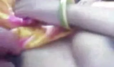 आदमी ने एक सेक्सी फिल्म हद वीडियो और दूसरी महिला के योनी को चाटा