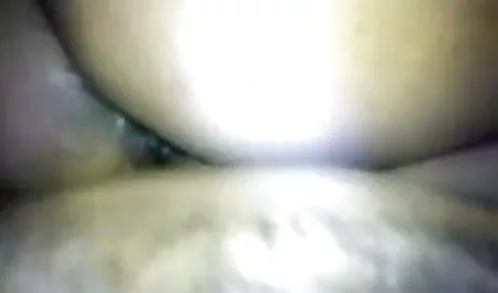 बूढ़े दादा ने पोती को जगाया सेक्सी फिल्म लगा दो