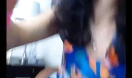लड़की सो गई, उसके पास एक सेक्सी बीएफ इंग्लिश फिल्म पिकनिक है