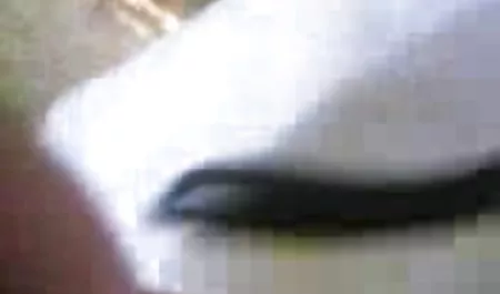 एक कपड़े की दुकान में दो खूबसूरत महिलाओं के साथ एक्स एन एक्स सेक्सी फिल्म कमबख्त