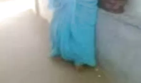 मैंने सेक्सी फिल्म वीडियो में देखने वाला एक ड्राइविंग प्रशिक्षक को तरह से एक गणना की पेशकश की