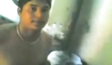 लड़के बहनों को लुभाता है सेक्सी हिंदी वीडियो फिल्म