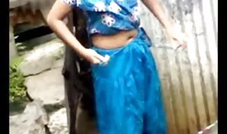बेस्पेक्टेड ट्यूटर ने क्रॉच दिखाया सेक्सी देसी फिल्म