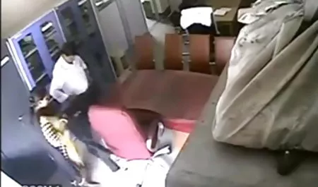 उसने अपनी पत्नी और वीडियो सेक्स फिल्म वीडियो नानी को प्यार की पेशी पर खींच लिया